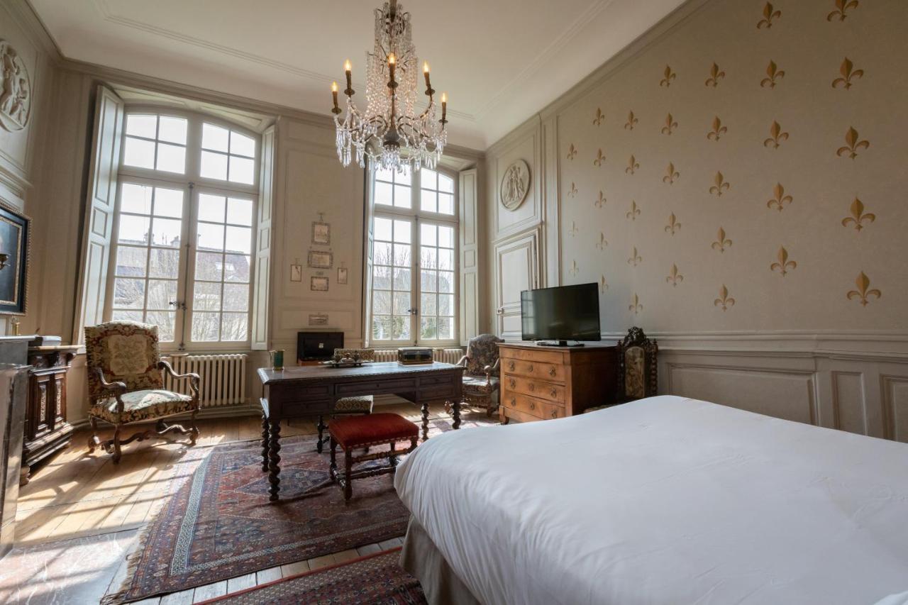 L'Hotel De Panette, Un Exceptionnel Chateau En Coeur De Ville Бурж Экстерьер фото