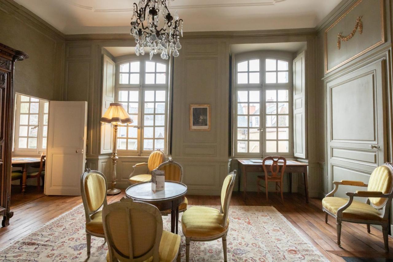 L'Hotel De Panette, Un Exceptionnel Chateau En Coeur De Ville Бурж Экстерьер фото